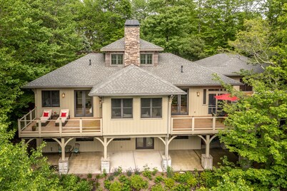 Boone private 5 bedroom mountain home hiking trail