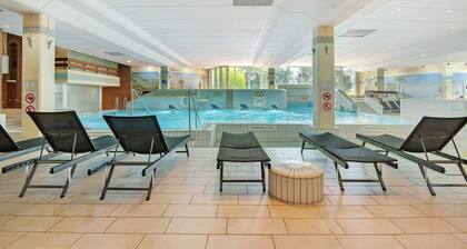 Studio Apartment "Schmetterling" Near the Slopes with Shared Pool and Wi-Fi