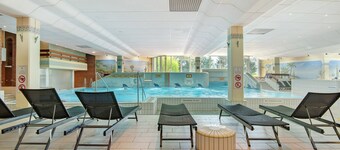 Studio Apartment "Schmetterling" Near the Slopes with Shared Pool and Wi-Fi