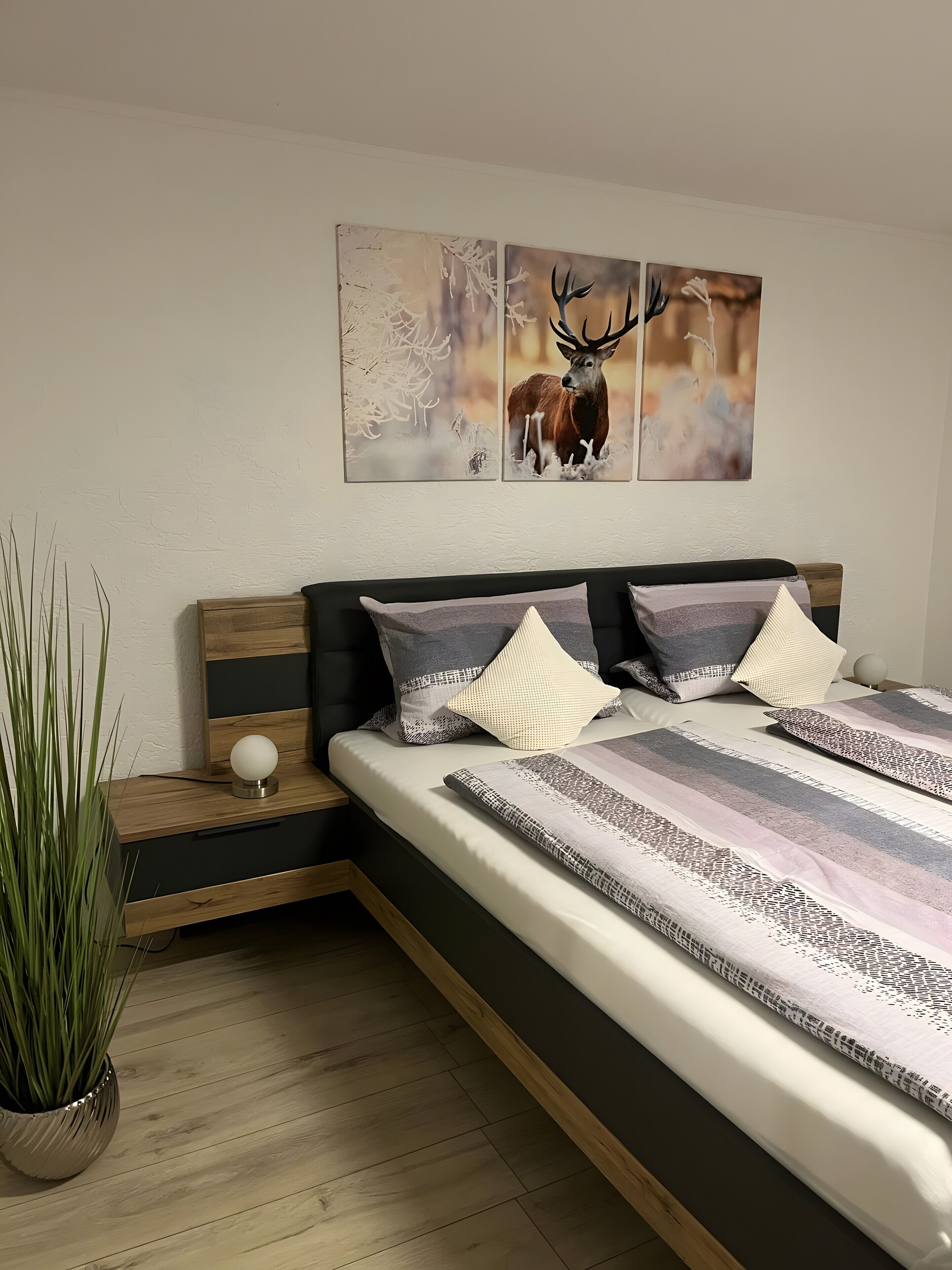 2 bedrooms, WiFi (free), bed sheets