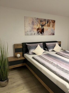 2 bedrooms, free WiFi, bed sheets - Holiday Apartment "Ferienwohnung Köppl" with Terrace (LAM)