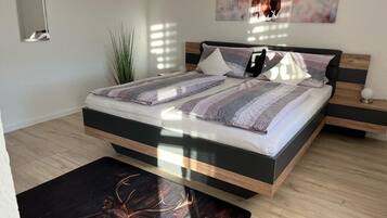 2 Schlafzimmer, kostenloses WLAN, Bettwäsche