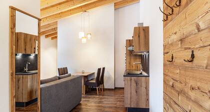 Holiday Apartment Wetterstein with Mountain View, Balcony & Wi-Fi
