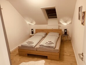 1 Schlafzimmer, Bügeleisen/Bügelbrett, kostenloses WLAN, Bettwäsche