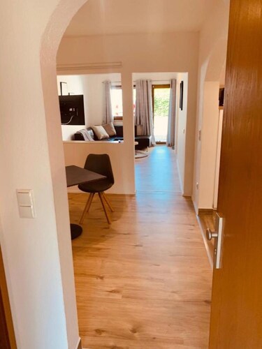 Ferienwohnung "Felix Living 5" mit Terrasse und WLAN