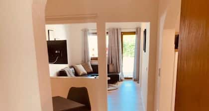 Ferienwohnung "Felix Living 5" mit Terrasse und WLAN
