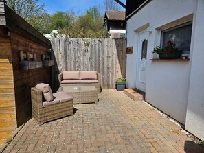 Terrace/patio - Studio Apartment "Belroki Ranch" with Sauna, Terrace, and Garden (Waldeck)