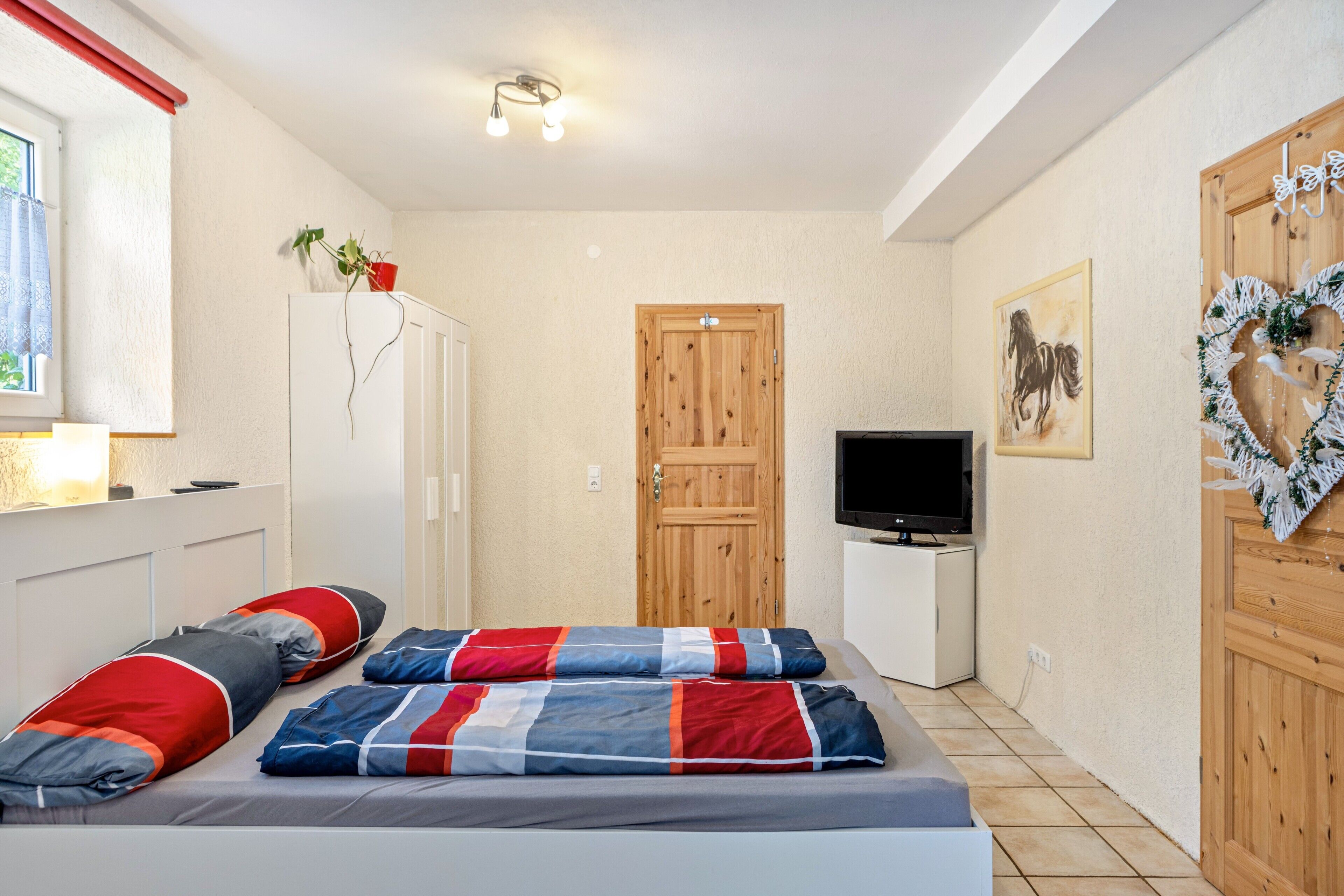 1 quarto, Wi-Fi de cortesia, roupa de cama