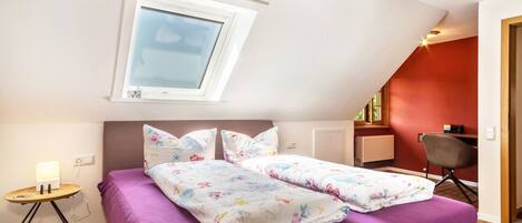 2 bedrooms, free WiFi, bed sheets