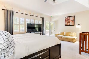 7 bedrooms, desk, iron/ironing board, free WiFi