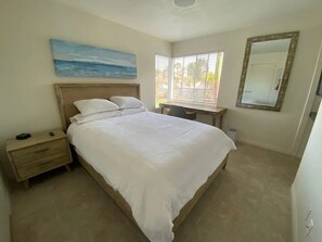 4 chambres, fer et planche à repasser, lit de bébé portatif, Wi-Fi