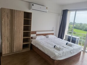 무료 WiFi, 침대 시트