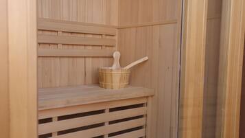 Sauna dan hot tub
