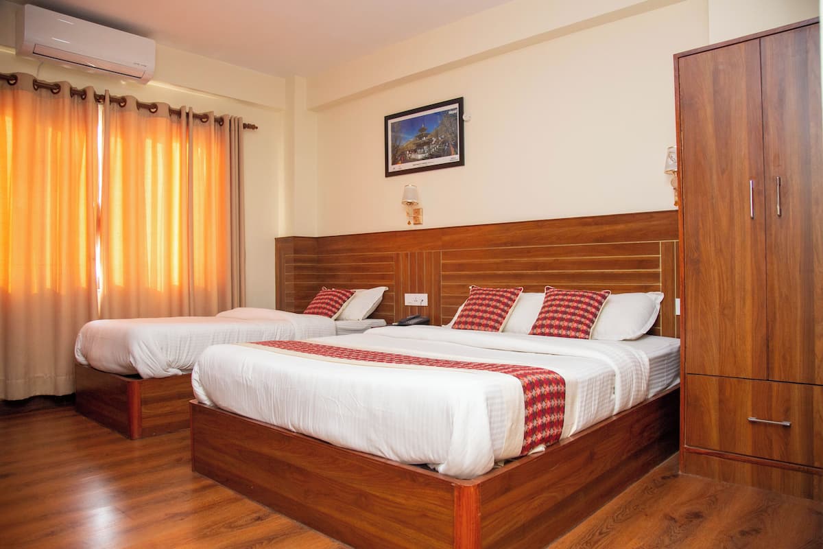 Family Room, 2 Bedrooms | Premium bedding, memory foam beds, desk, laptop workspace