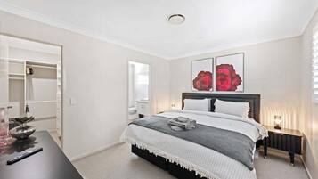 3 bedrooms, desk, iron/ironing board, travel cot