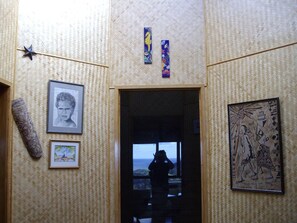 Exterior detail - Sandy Bay overlooking Poor Night Islands you will find Valley of Dreams (Sandy Bay)