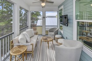 Unclassified image, 5 of 50, button