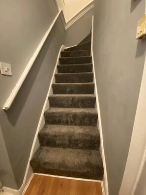 Interior - Clean cosy 3 Bedroom house, Free parking & WIFI (NOTTHINGHAMSHIRE)