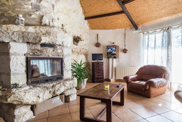 Fernseher, Kamin