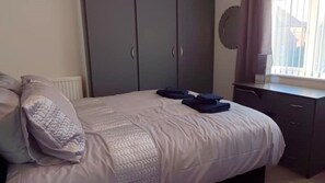 3 Schlafzimmer, kostenloses WLAN, Bettwäsche