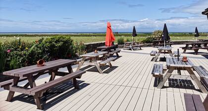 Snowdonia Sunbeach Holiday Sea and Mountain View