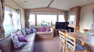 Cabin | Khu ăn uống