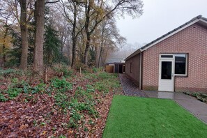 Exterior - Beautiful holiday home in Ermelo with terrace (Ermelo)