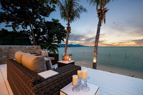 Mam’s Seaside Villa – Beachfront