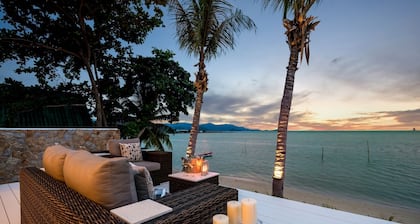 Mam’s Seaside Villa – Beachfront