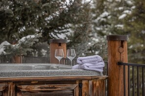 Bain à remous extérieur