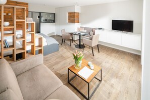 Fer et planche à repasser, Wi-Fi gratuit, draps fournis