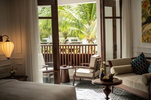 1 bedroom, premium bedding, minibar, in-room safe