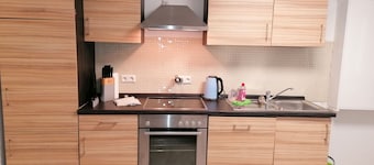 Large vacation home with 10 bedrooms and space for up to 22 guests