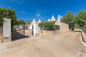 Property grounds - 2061 Villa Trulli Natura by Perle di Puglia (Noci)