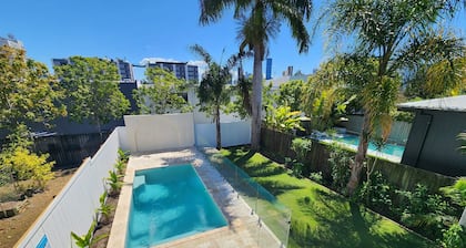 Classic Brisbane Queenslander with Pool and yard