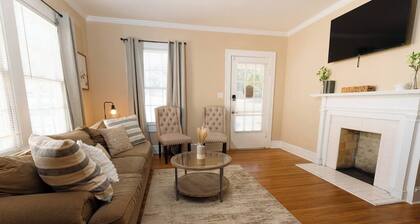 Pets Allowed | Capitol 2BR Cottage Retreat