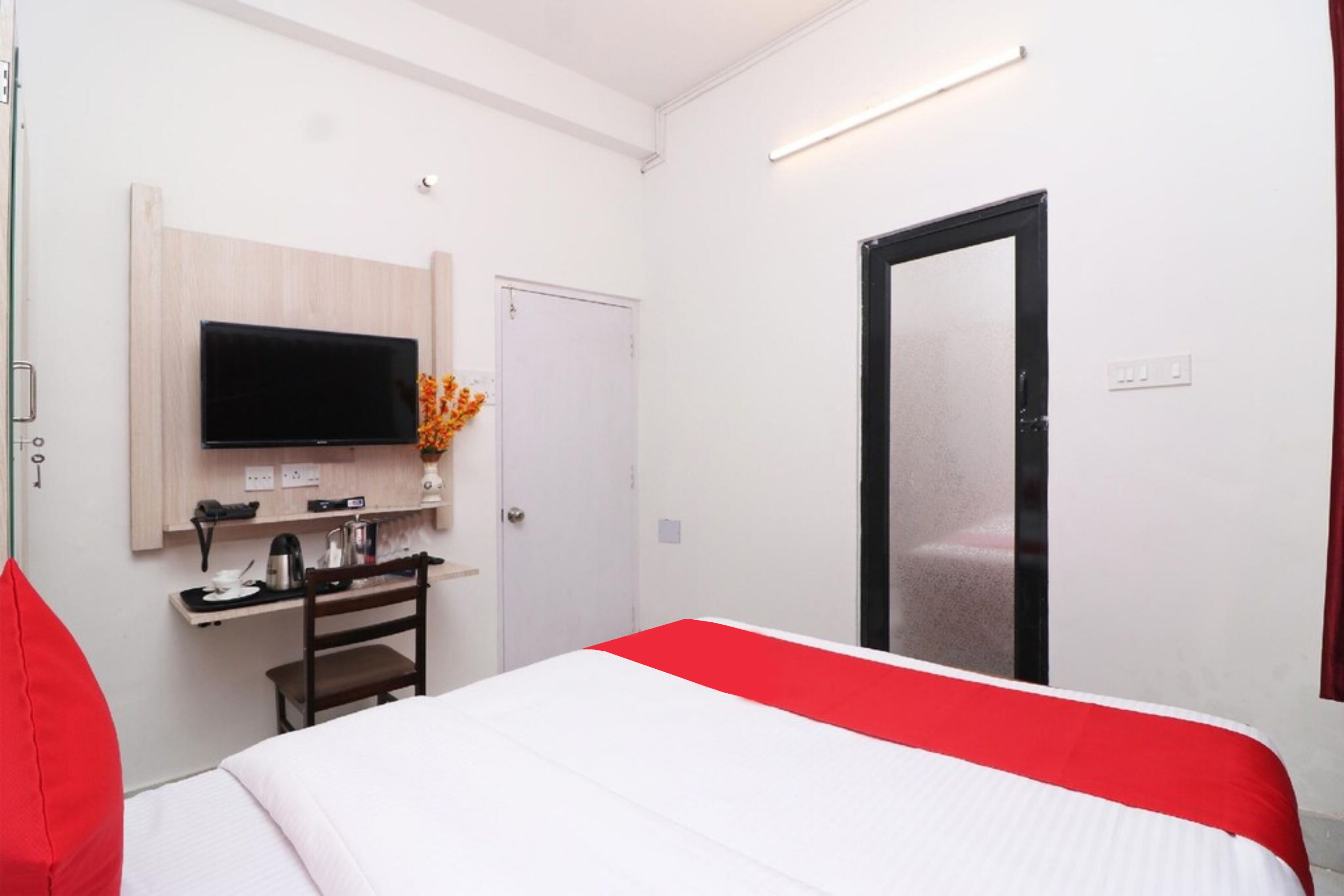 Photo - Goroomgo Hotel Manurama Ruby Kolkata