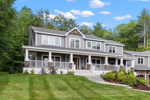 Exterior - Sunset Veranda with peekaboo views of Winnipesaukee! (Gilford)