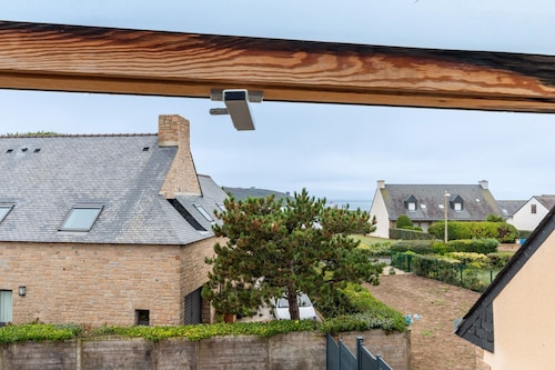 House for 4 with garden - 300 m from the beach