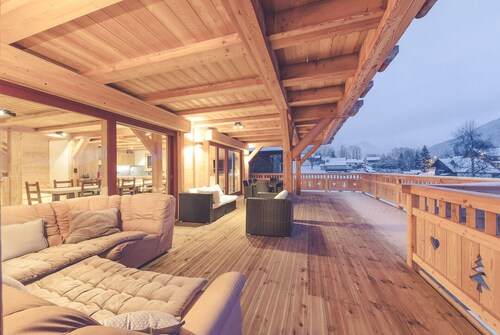 Chalet "La Rocca" with Mountain View, Whirlpool & Wi-Fi