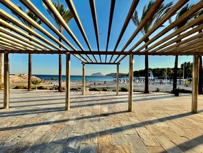 A beachside pavilion with a clear view of the beach and ocean. - Villa "Shalimar" in Moraira with Pool & Wi-Fi (Teulada)