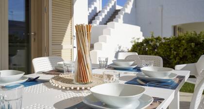 Holiday Home "Villa Terry" with Sea View, Garden & Wi-Fi