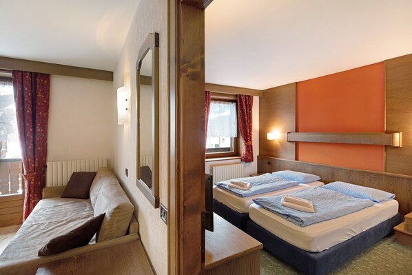 1 bedroom, free WiFi, bed sheets