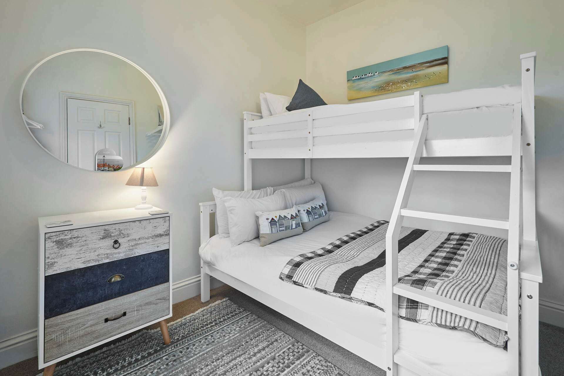 2 bedrooms, desk, iron/ironing board, WiFi (free)
