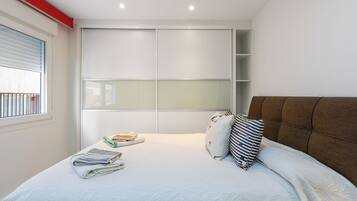 3 habitaciones, tabla de planchar con plancha y wifi gratis