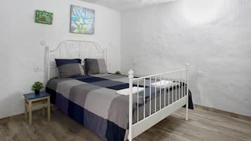 2 sovrum, strykjärn/strykbräda och gratis wi-fi