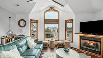 Cottage, 6 Bedrooms | Living area | Smart TV, streaming services