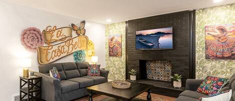 Smart TV, videojuegos y tenis de mesa