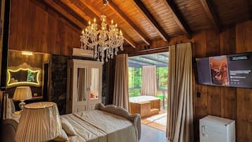 Suítes Celeiro com Banheira | Premium bedding, pillow-top beds, minibar, individually decorated