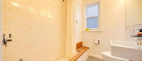 Ducha y secador de pelo